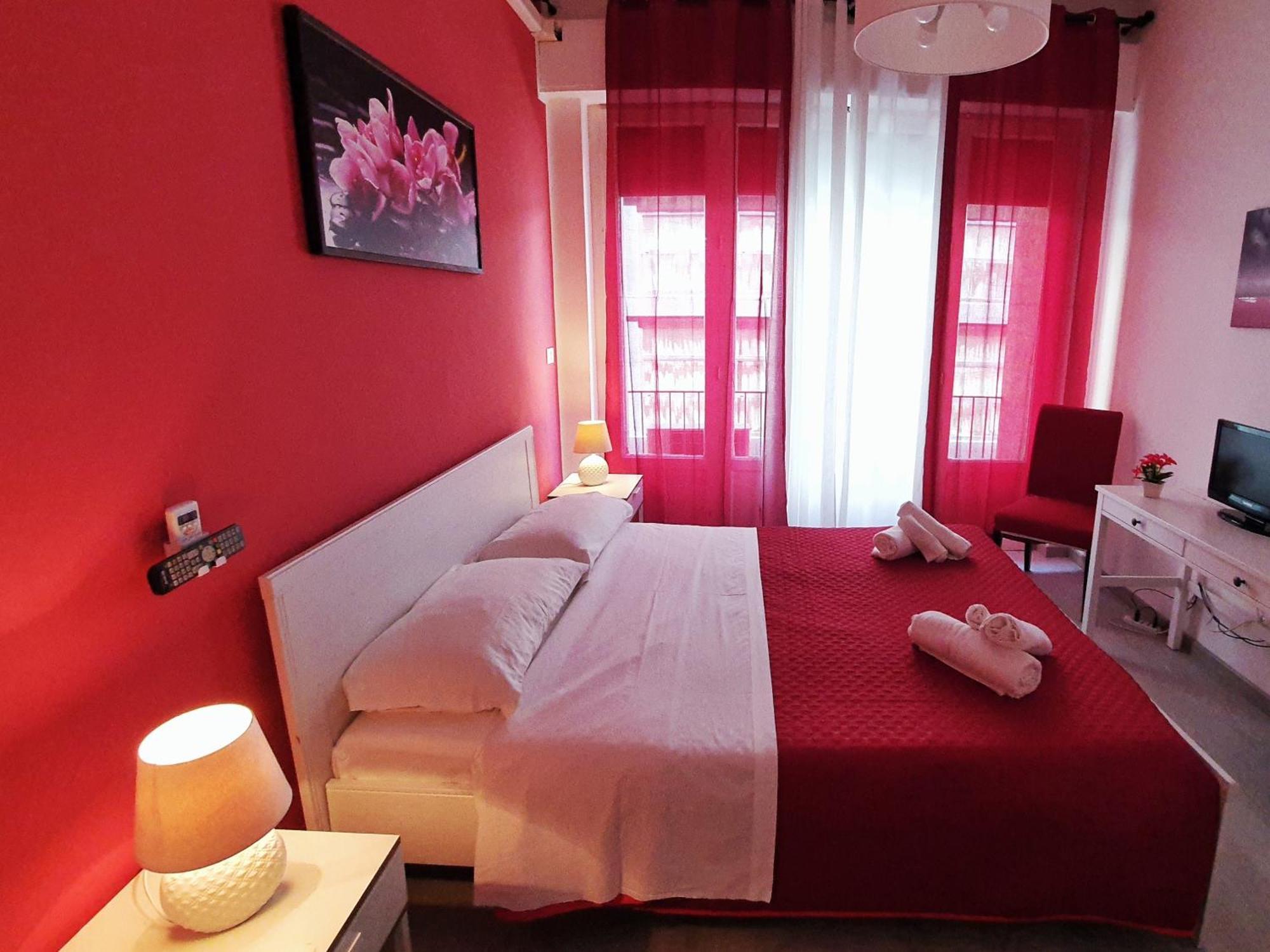 A Un Passo Dal Centro Hotel Palermo Room photo